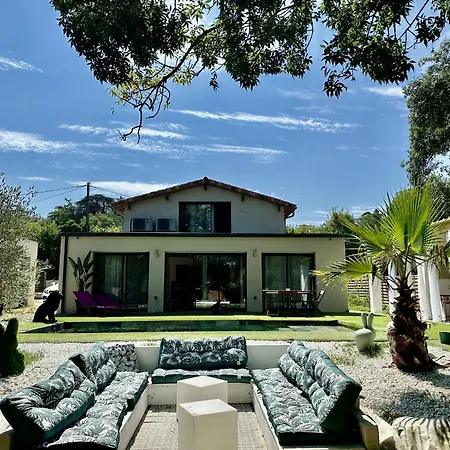 Dans De Standing Villa *