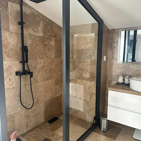 Villa Dans De Standing