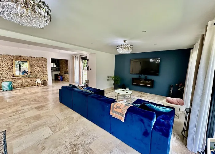 Villa Dans De Standing