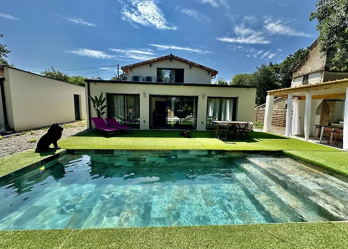 Villa Dans De Standing *